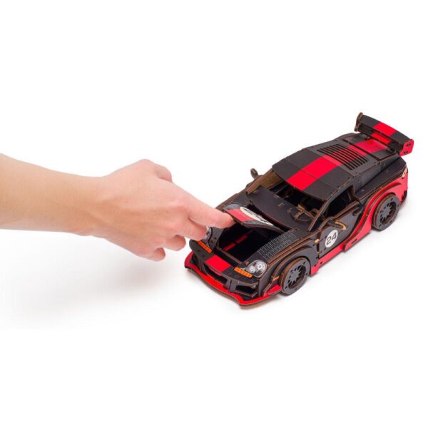 Comet GTS Must-Punane